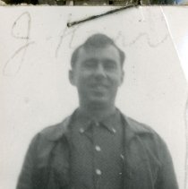 Ph52901_row3_j Kerr_001